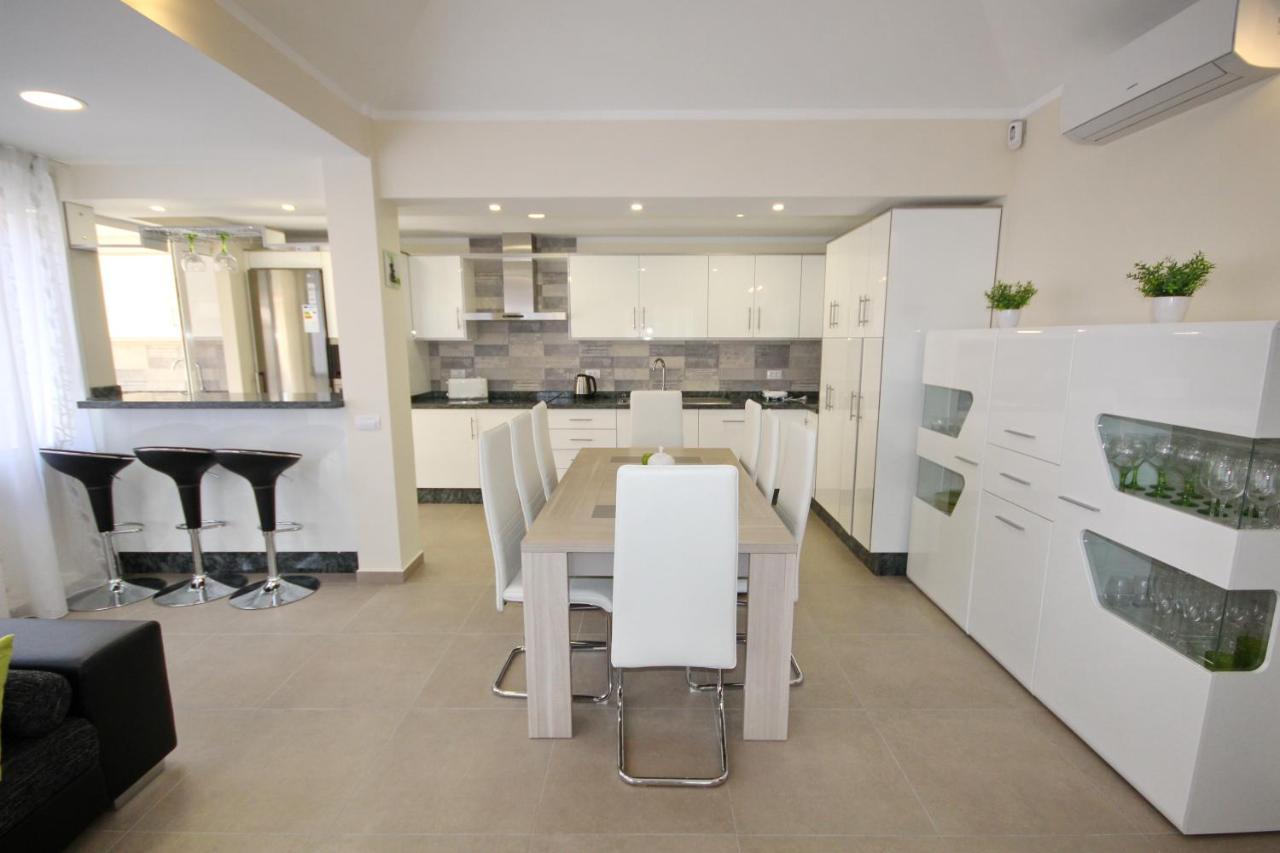 Amazing 5-bedroom In Costa Adeje Costa Adeje (Tenerife)