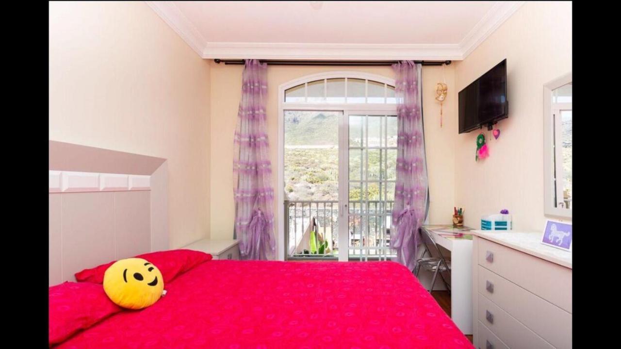 Villa Encanto, Heated And Salt Water Pool, Fast Fiber!!! Costa Adeje (Tenerife)