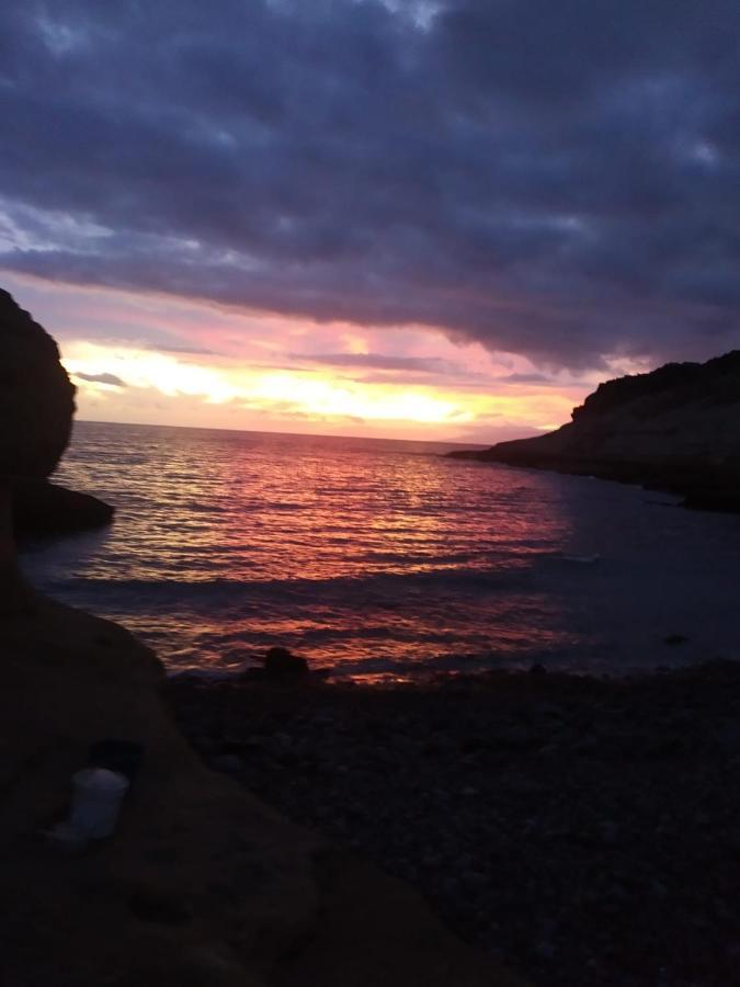 Wonderful White Appartament In Tortugas Playa de las Americas (Tenerife)