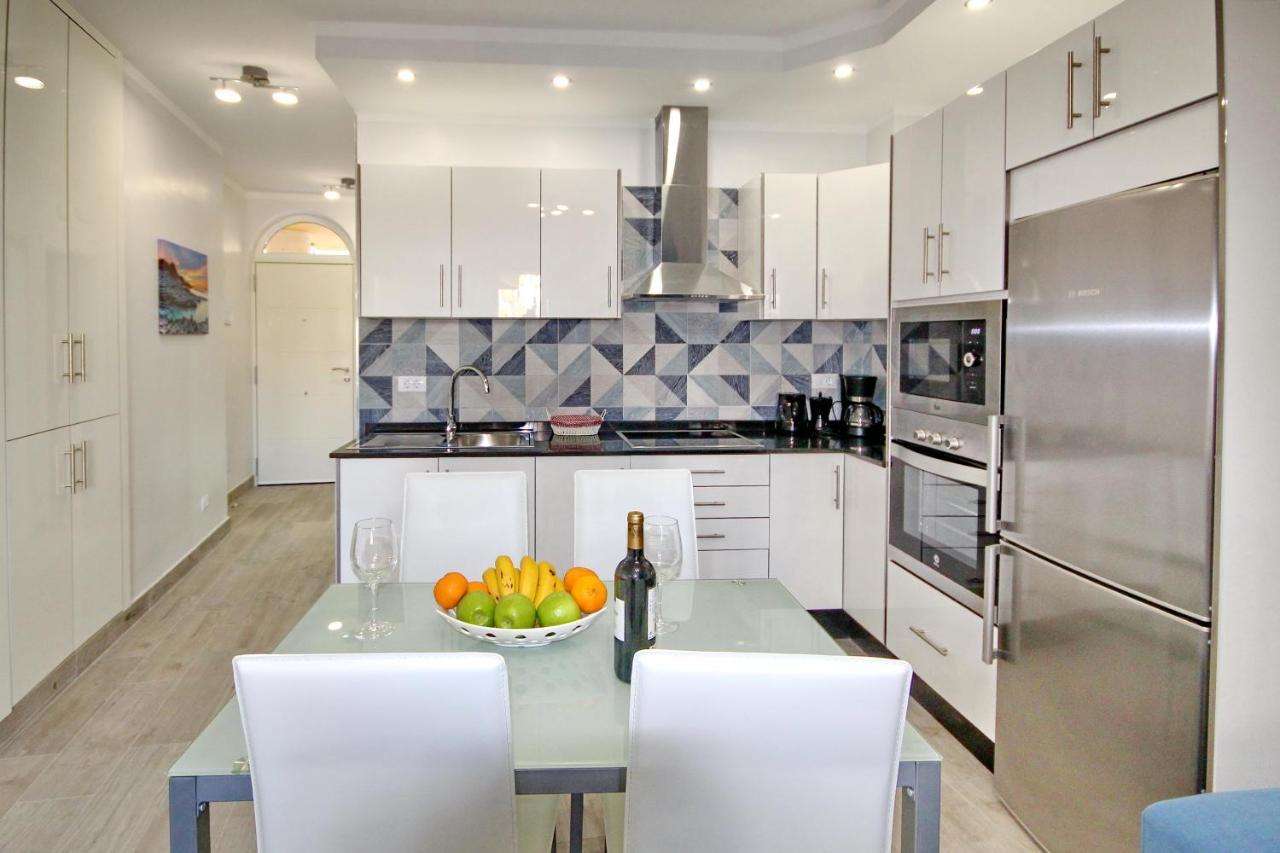 Modern In Complex With Pool In Apartment Costa Adeje (Tenerife)