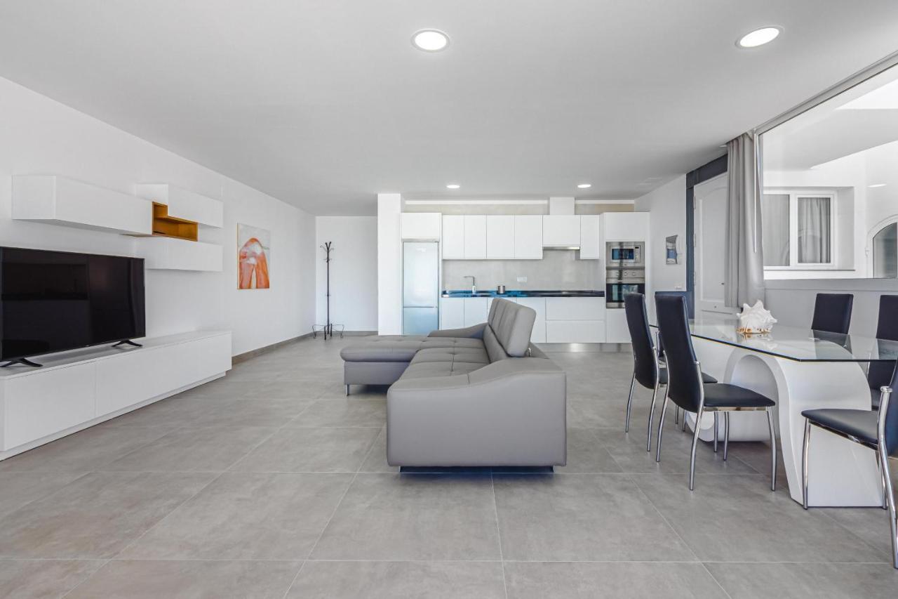 Magnifico Con Vista Panoramica Y Piscina Privada Hébergement de vacances *