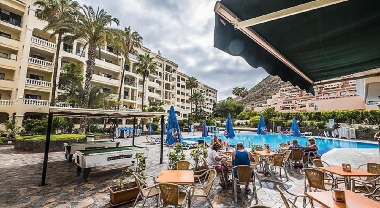 Peaceful & Bright Loft, Heated Pool, Netflix, Free Wifi & Parking, Tennis * Los Cristianos (Tenerife)