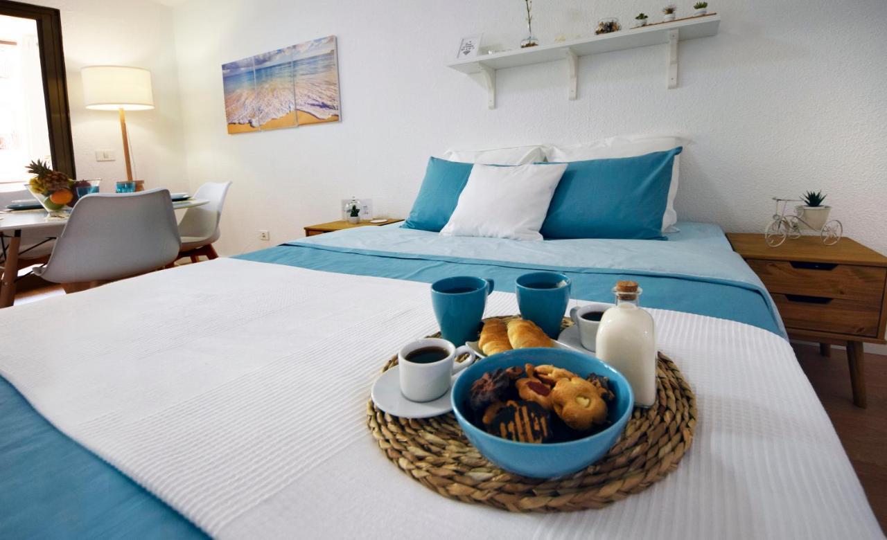 Peaceful & Bright Loft, Heated Pool, Netflix, Free Wifi & Parking, Tennis Los Cristianos (Tenerife)