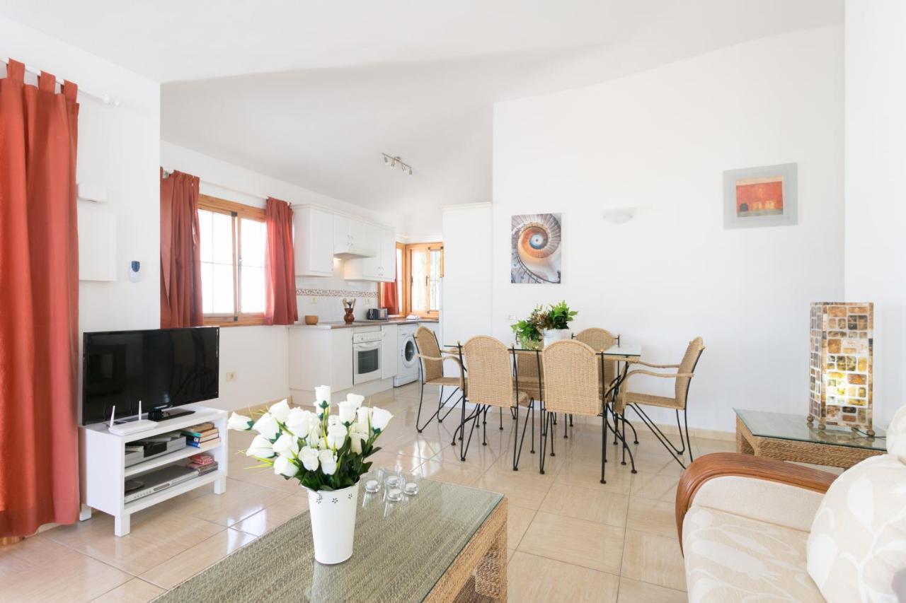 Casa Amarilla Sunny With Heated Pool Villa San Miguel de Abona