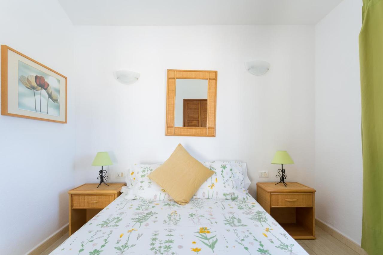 Villa Casa Amarilla Sunny With Heated Pool San Miguel de Abona