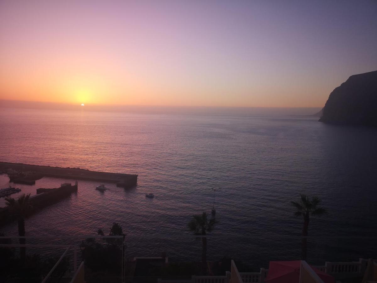 Apartment Magical Apt. With Sea View & Cliff
