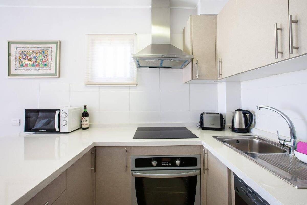 Apartment 2 Bedroom For 4 People In Tenerife *