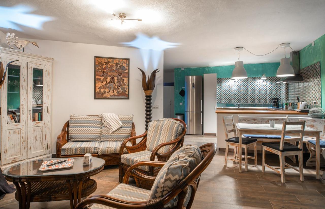 La Perla Apartment *