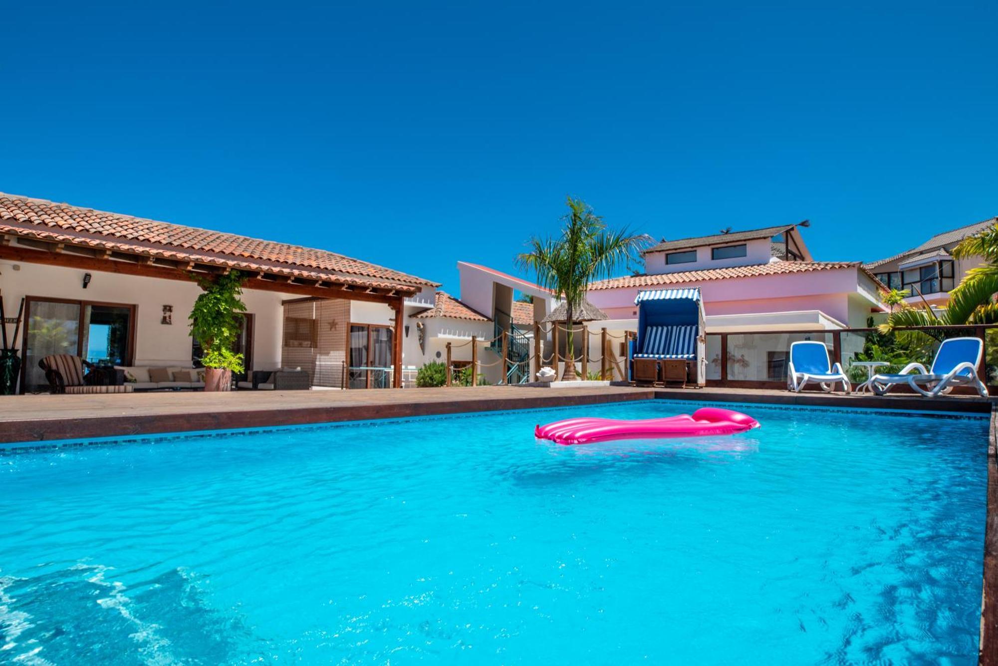 Apartment La Perla