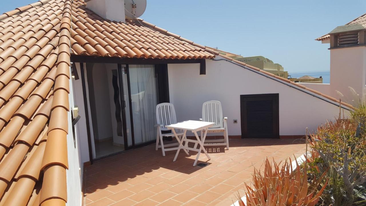 Apartment On The Golf Course By The