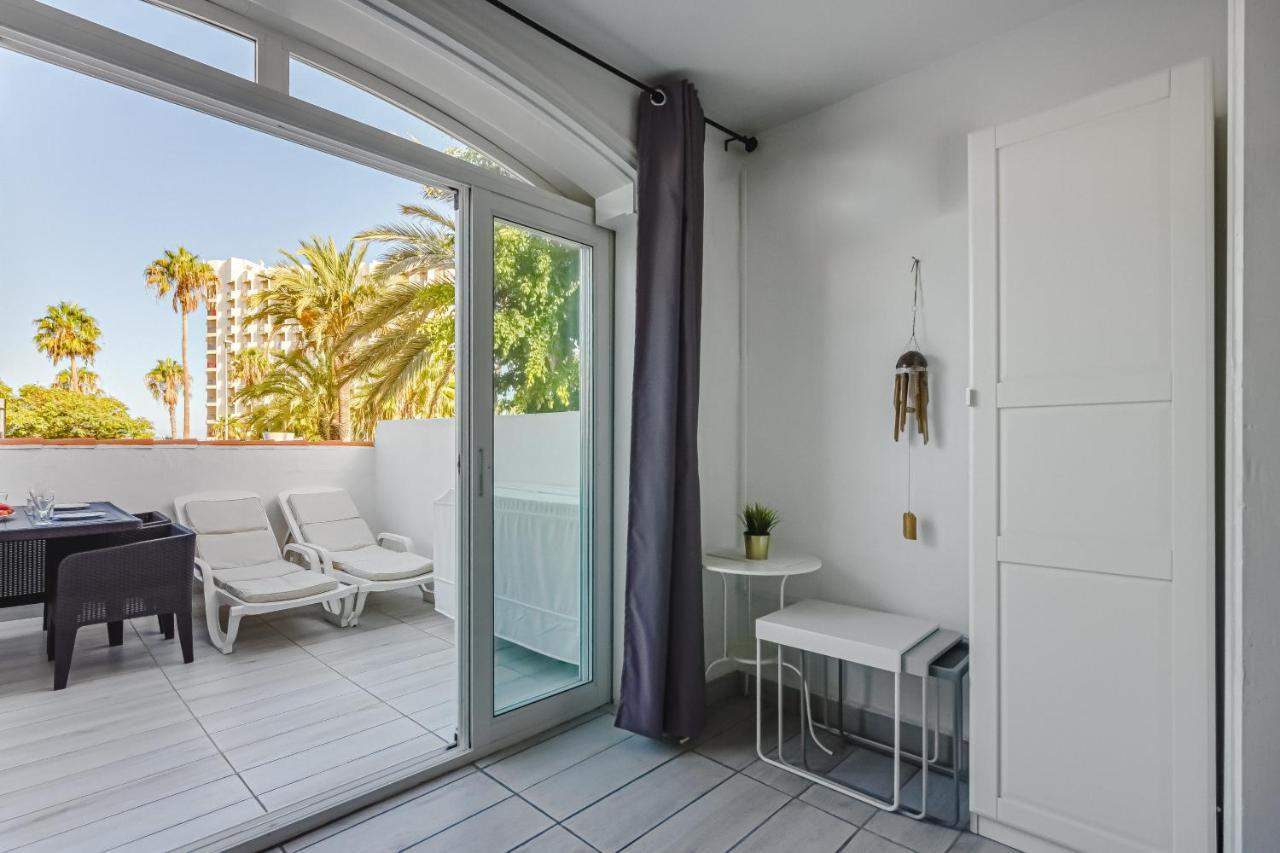Fantastic Large In Front Of Heated Pool Wifi Apartment Arona (Tenerife)
