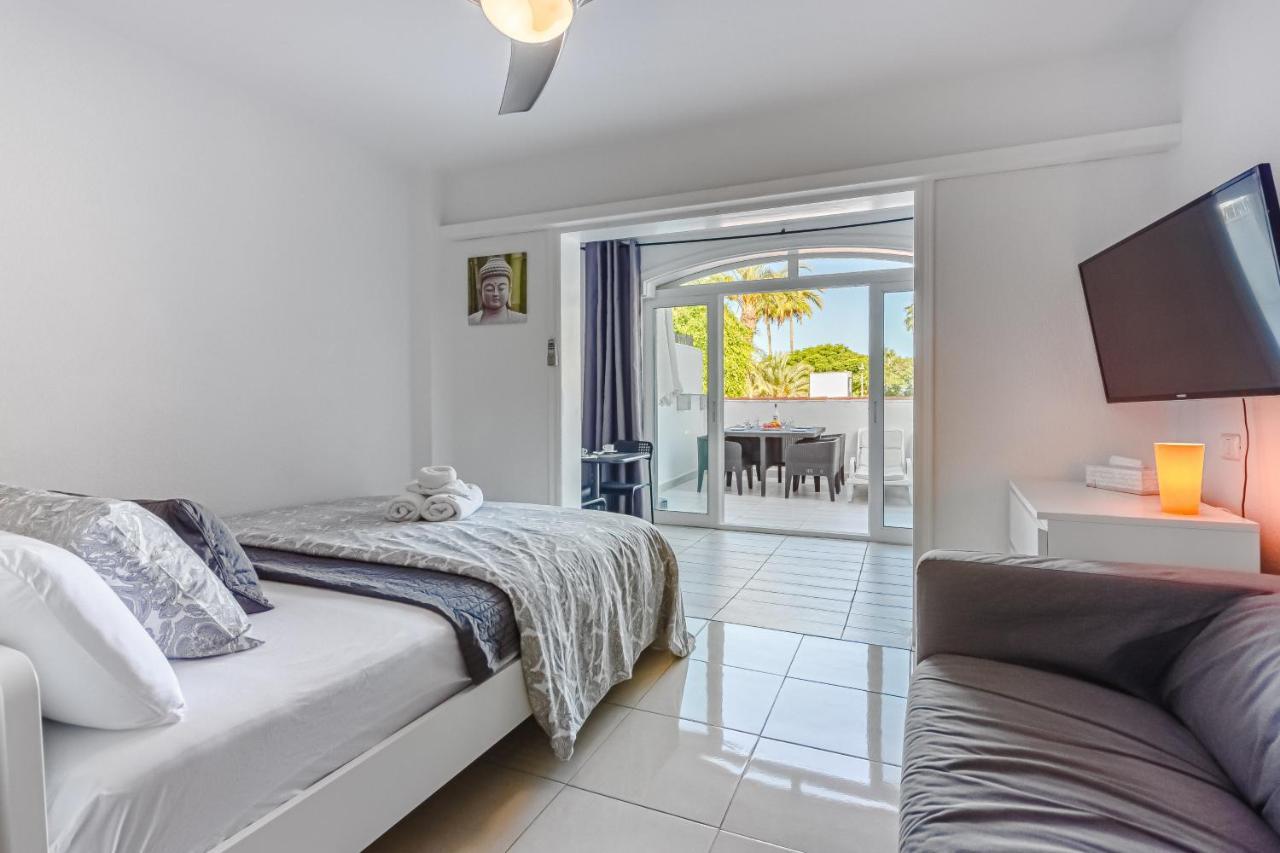 Fantastic Large In Front Of Heated Pool Wifi Apartment *