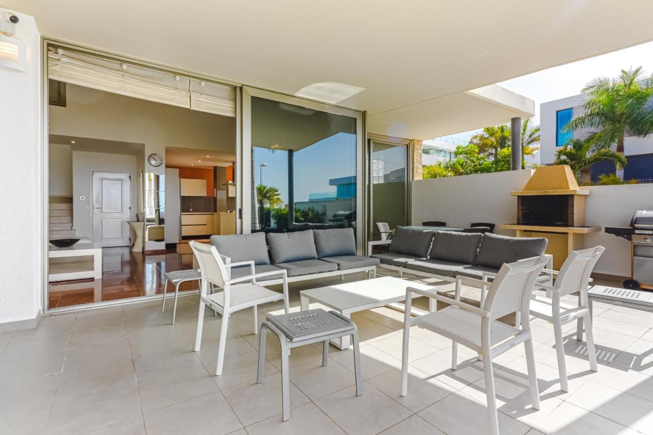 Villa Eleonora, Luxury With Heated Pool Ocean View In Adeje, Tenerife *