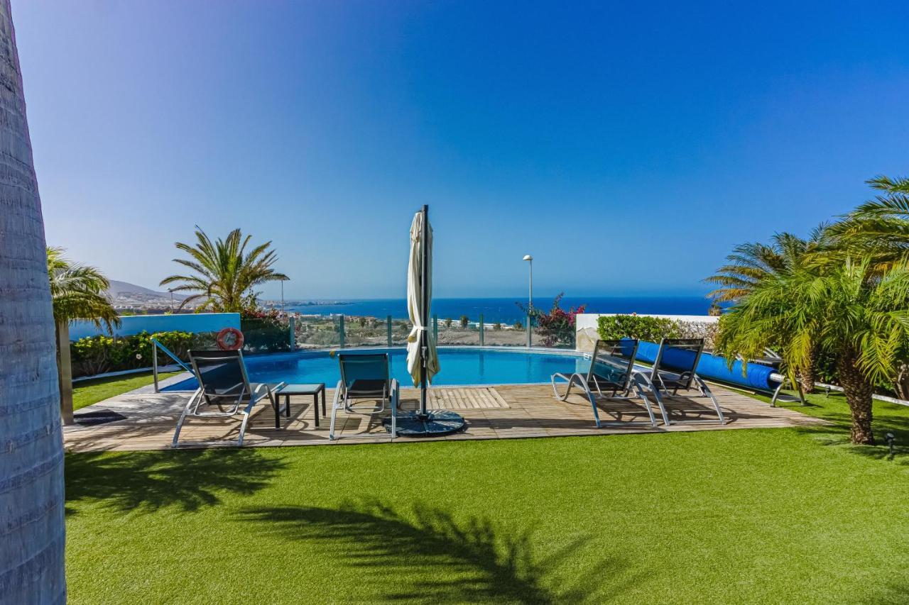 Villa Eleonora, Luxury With Heated Pool Ocean View In Adeje, Tenerife *