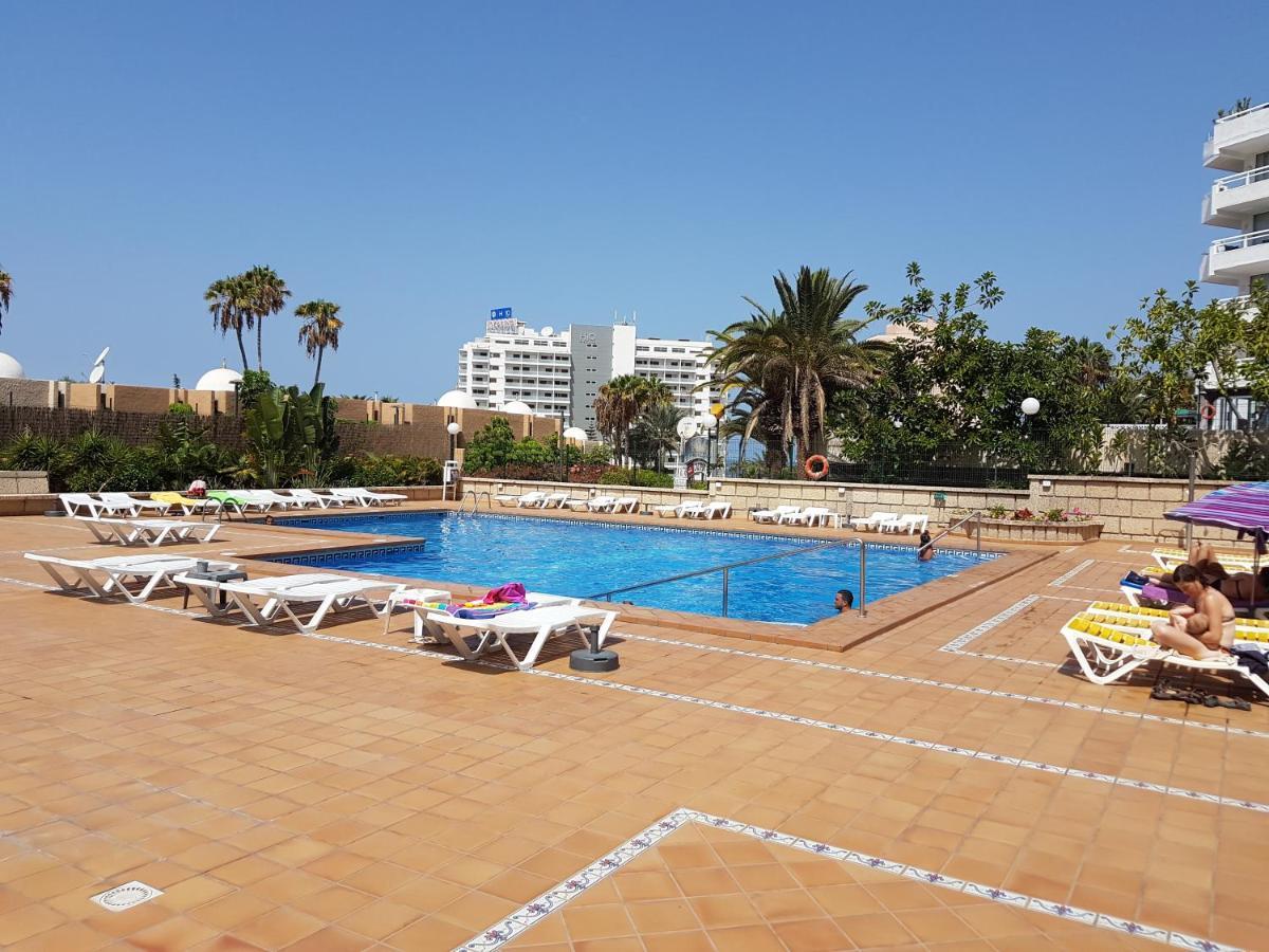 Borinquen Only 280 Meters To The Beach, Balcony With Sea View, Heated Pool, Wifi Apartamento Playa de las Américas