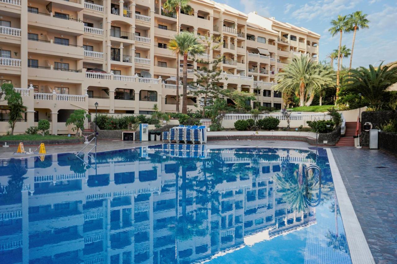 Great View, Heated Pool, Cool Design - Castle Harbour In Cristianos *