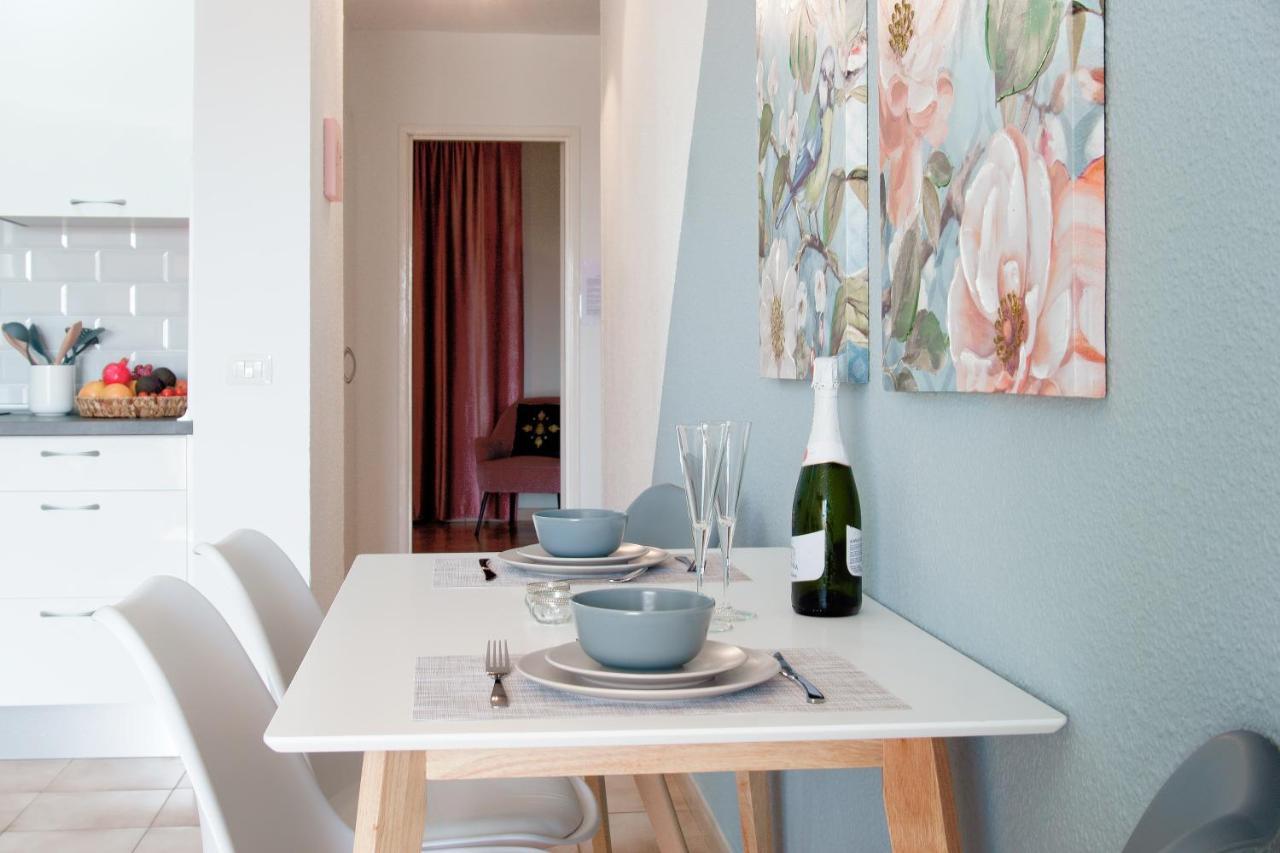 Great View, Heated Pool, Cool Design - Castle Harbour In Cristianos Apartment