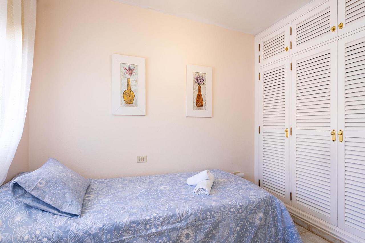Apartment 195 Tropical Holiday By Sunkeyrents