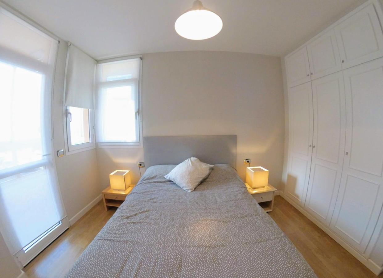 Apartment Facing The Ocean - Full Appt With 2 Double Bedroom *