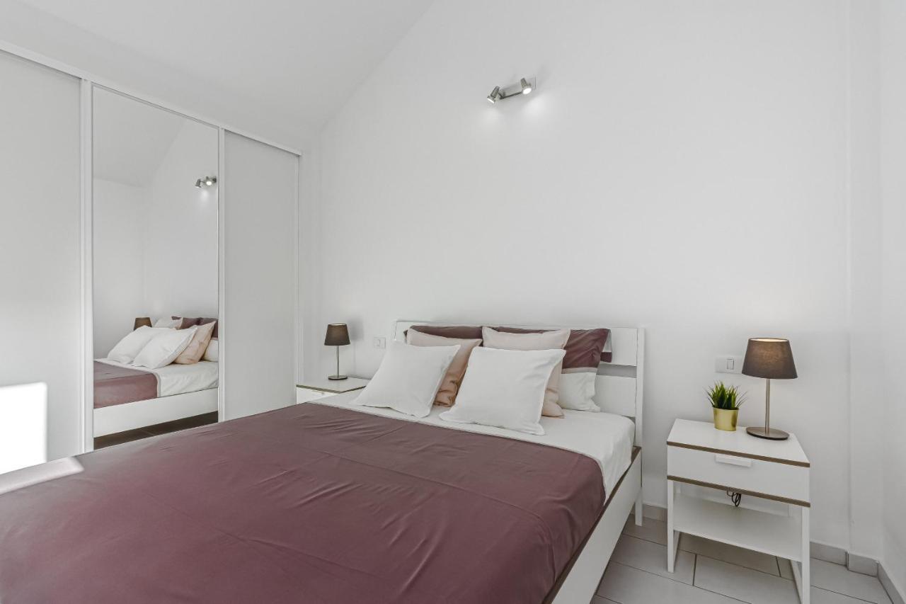 Sea View Aircon Cristianos Pool Modern Apartment