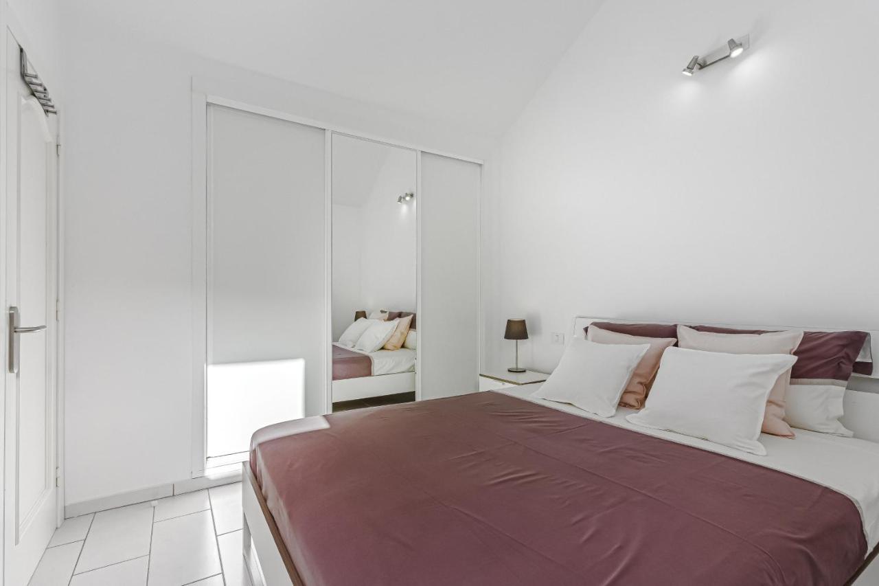 Sea View Aircon Cristianos Pool Modern