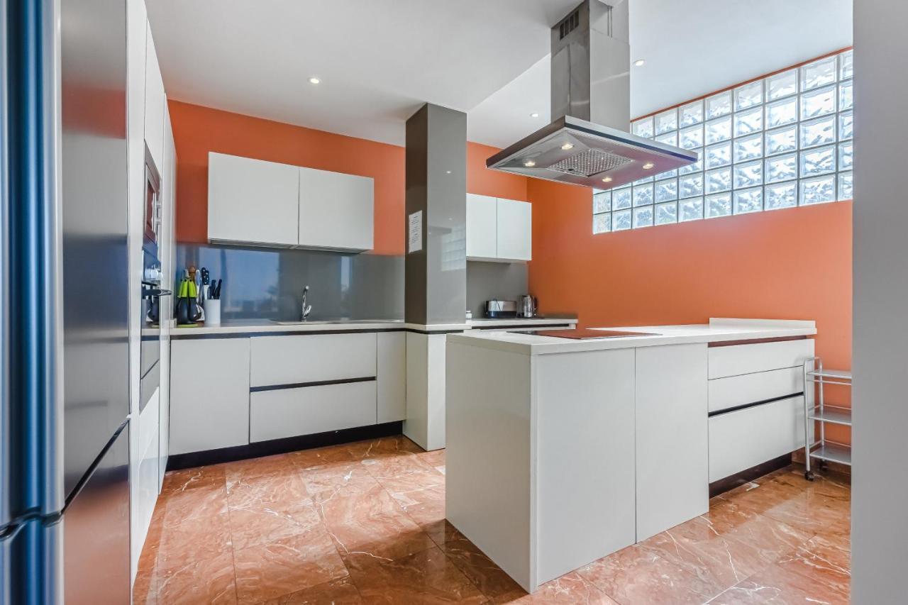 Eleonora, Luxury With Heated Pool Ocean View In Adeje, Tenerife Villa Costa Adeje (Tenerife)