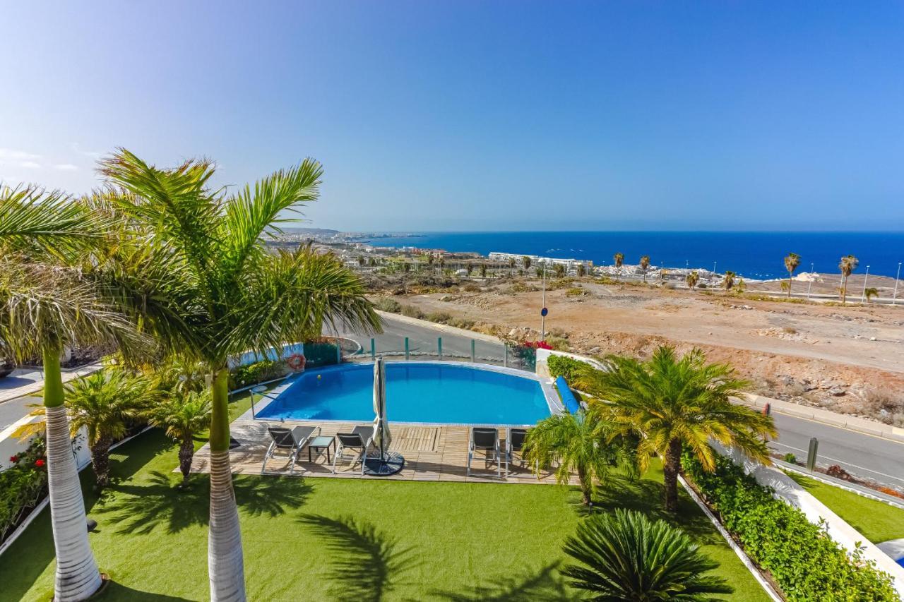 Eleonora, Luxury With Heated Pool Ocean View In Adeje, Tenerife Villa *