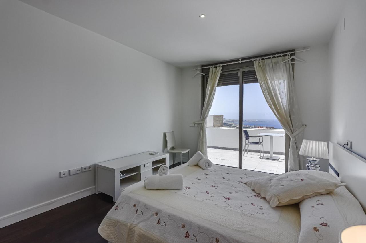 Villa Eleonora, Luxury With Heated Pool Ocean View In Adeje, Tenerife *