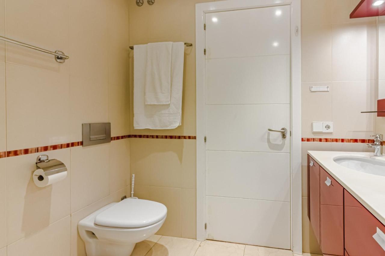 Eleonora, Luxury With Heated Pool Ocean View In Adeje, Tenerife Villa