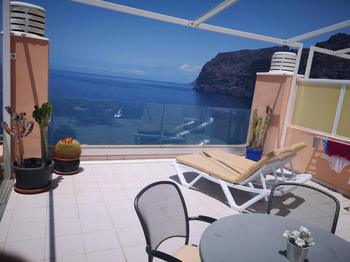Luxury Apt. With Stunning Sea View *