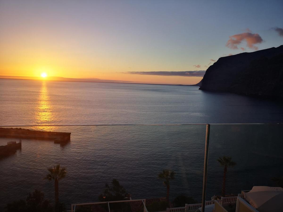 Luxury Apt. With Stunning Sea View Apartment *
