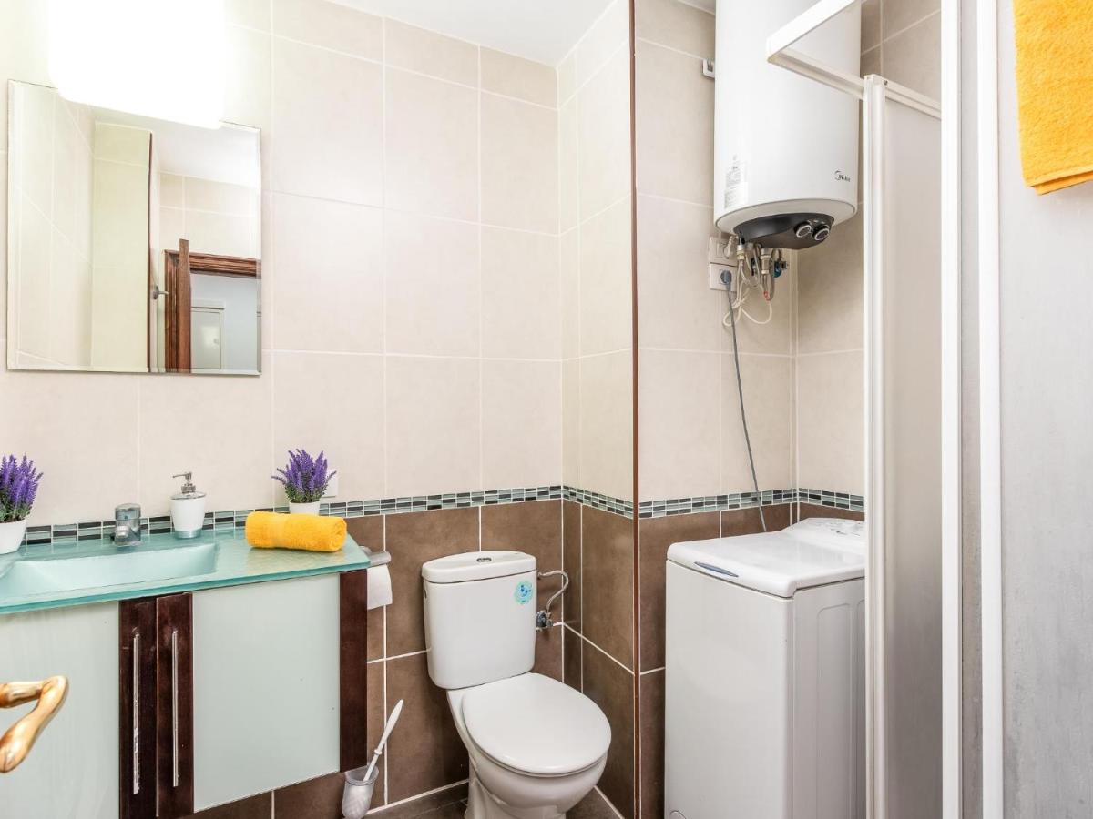 603 Studio Comodoro First Sea Line *