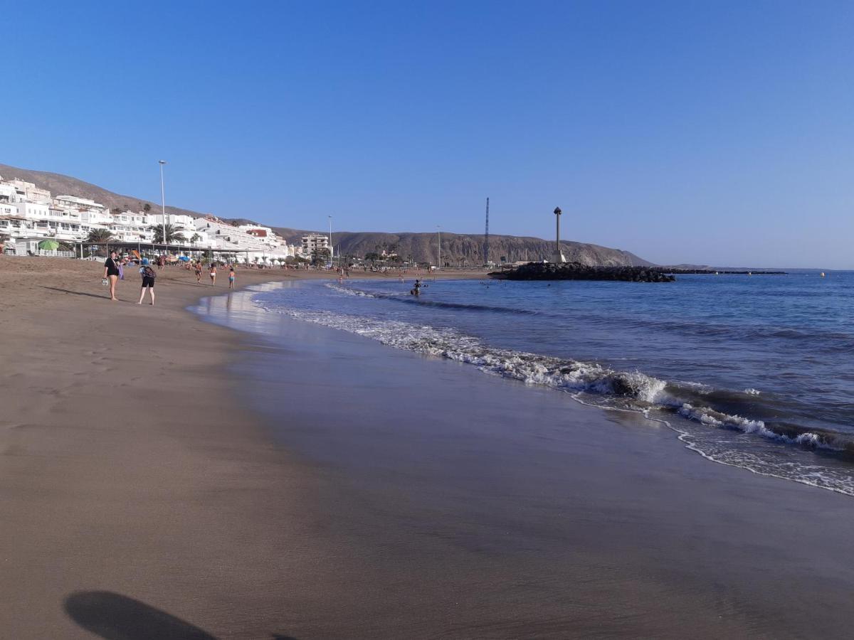 Sunny Tenerife, Cristianos, *