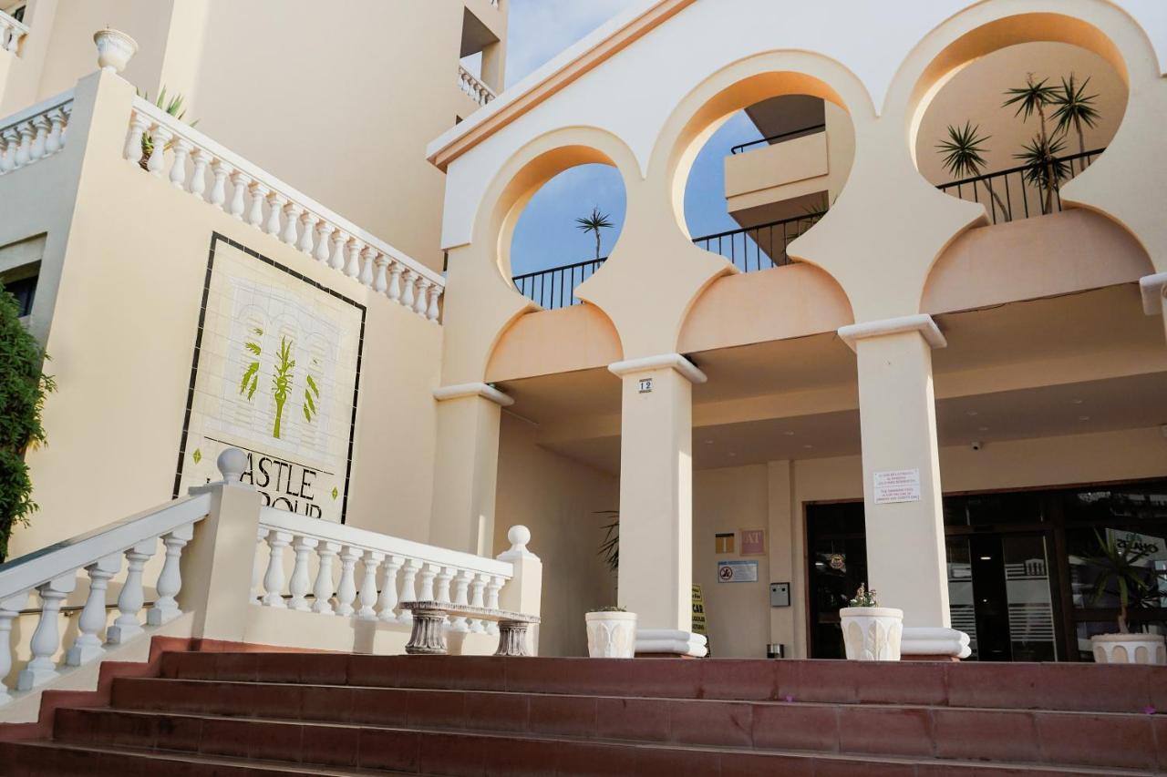 Great View, Heated Pool, Cool Design - Castle Harbour In Cristianos Apartment *