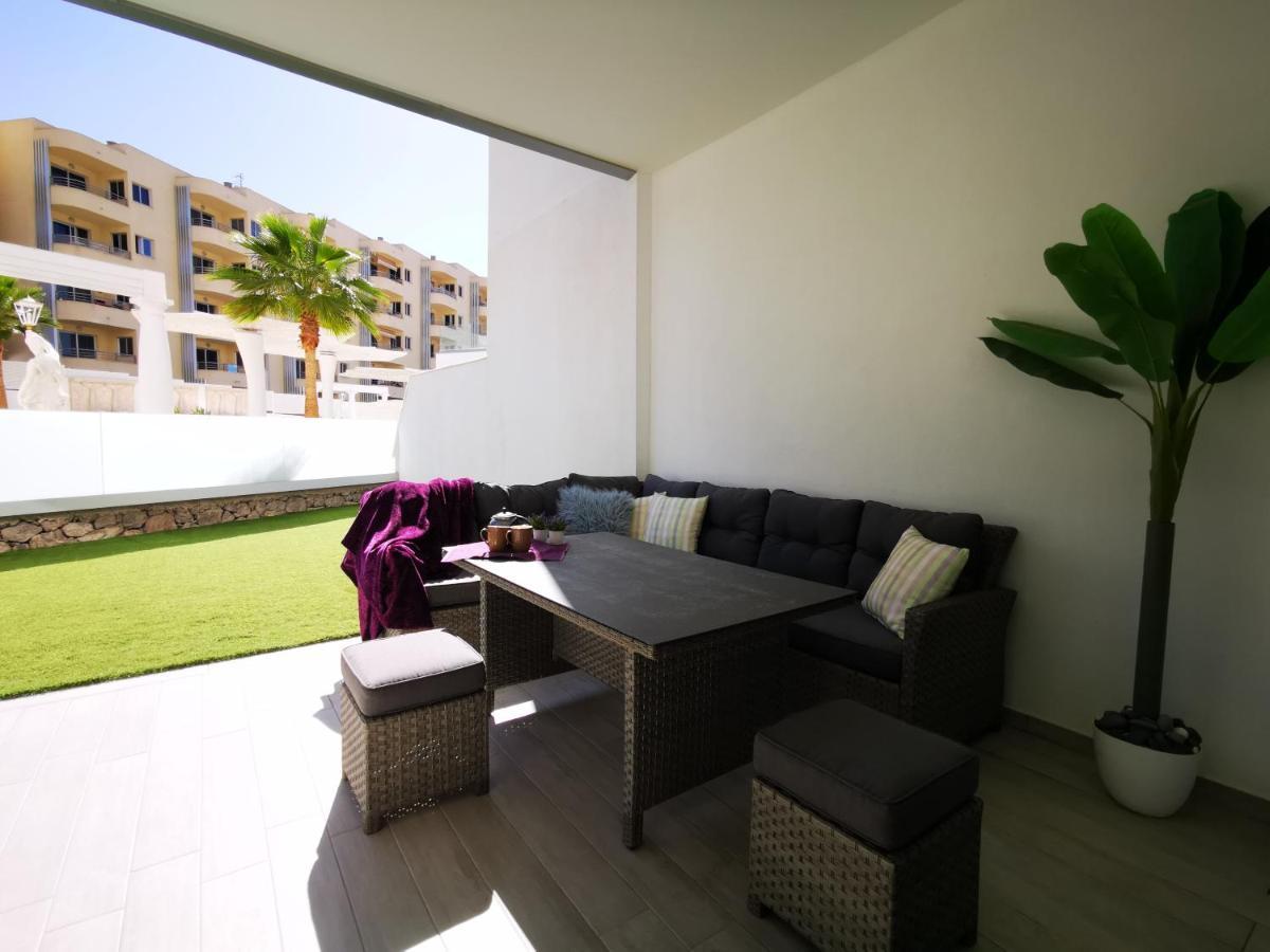 Cs Apartmentos, Large Terrace, Wifi!