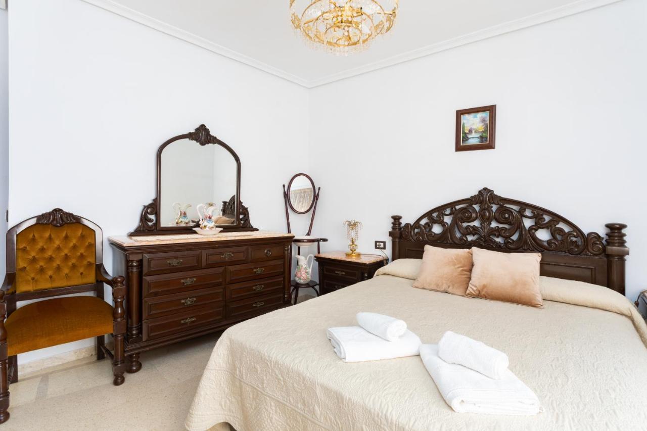 Home2book Spacious Classic Design Apto Sc Center Appartement