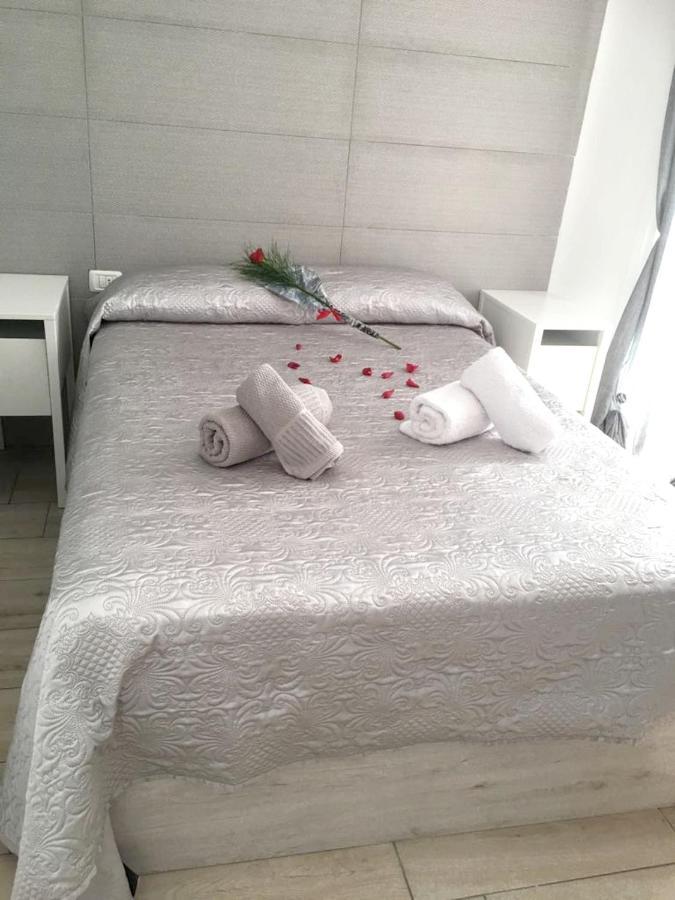 Charming In Playa De La Americas With Sea View