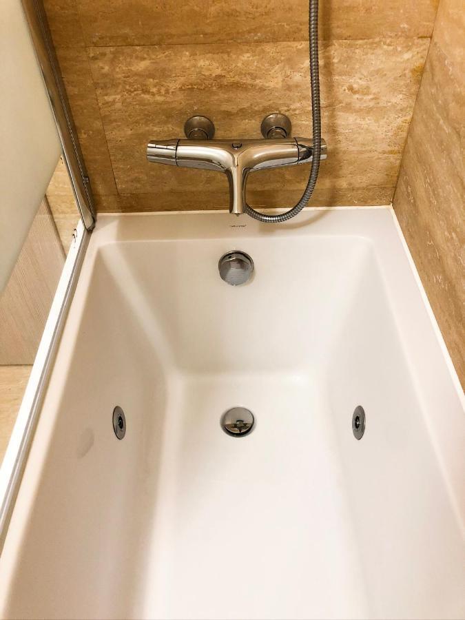 Lux&2jacuzzi. New! Golden Mile Americas, Parque Santiago 2. Pool Heated Sea Water 2 Bdr