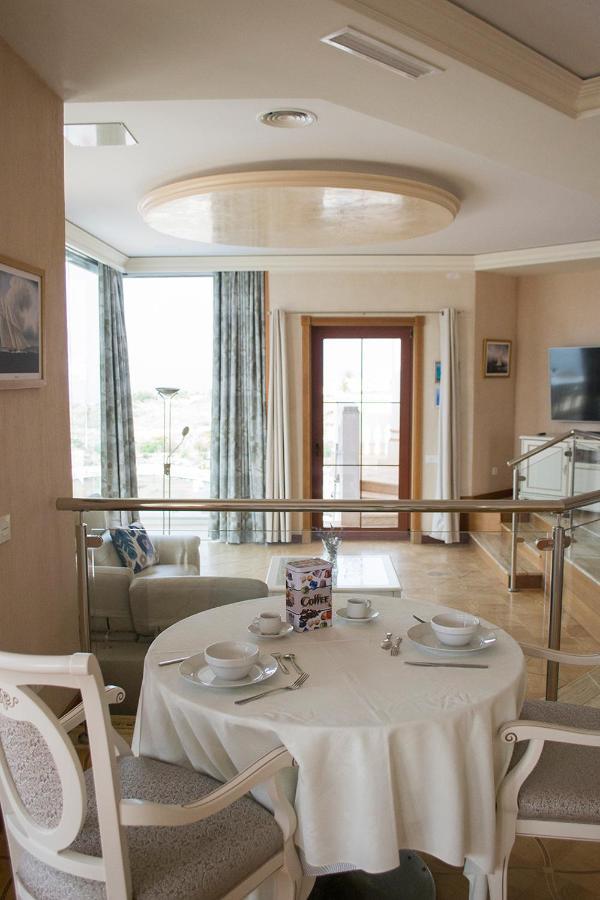 Nautilus Luxury Holiday Villa