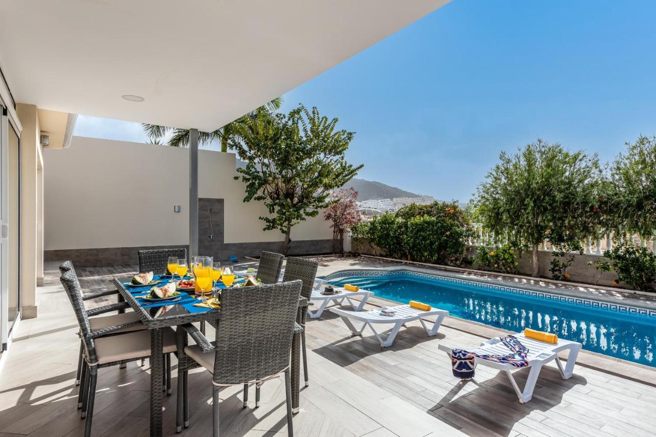 Amazing Medina, Bbq, Heated Pool! Villa Costa Adeje (Tenerife)