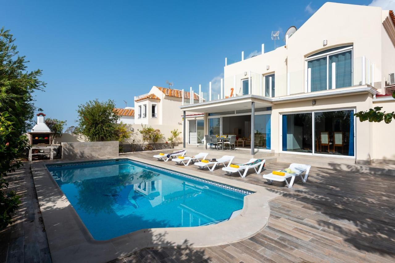 Amazing Medina, Bbq, Heated Pool! Villa Costa Adeje (Tenerife)