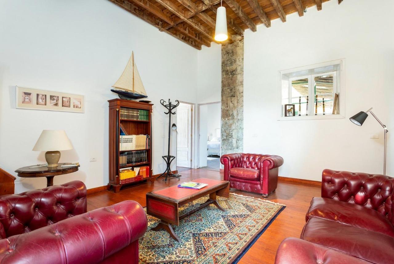 Villa Detached With Garden, Heated And Private Pool, Sea View, Parking Free *