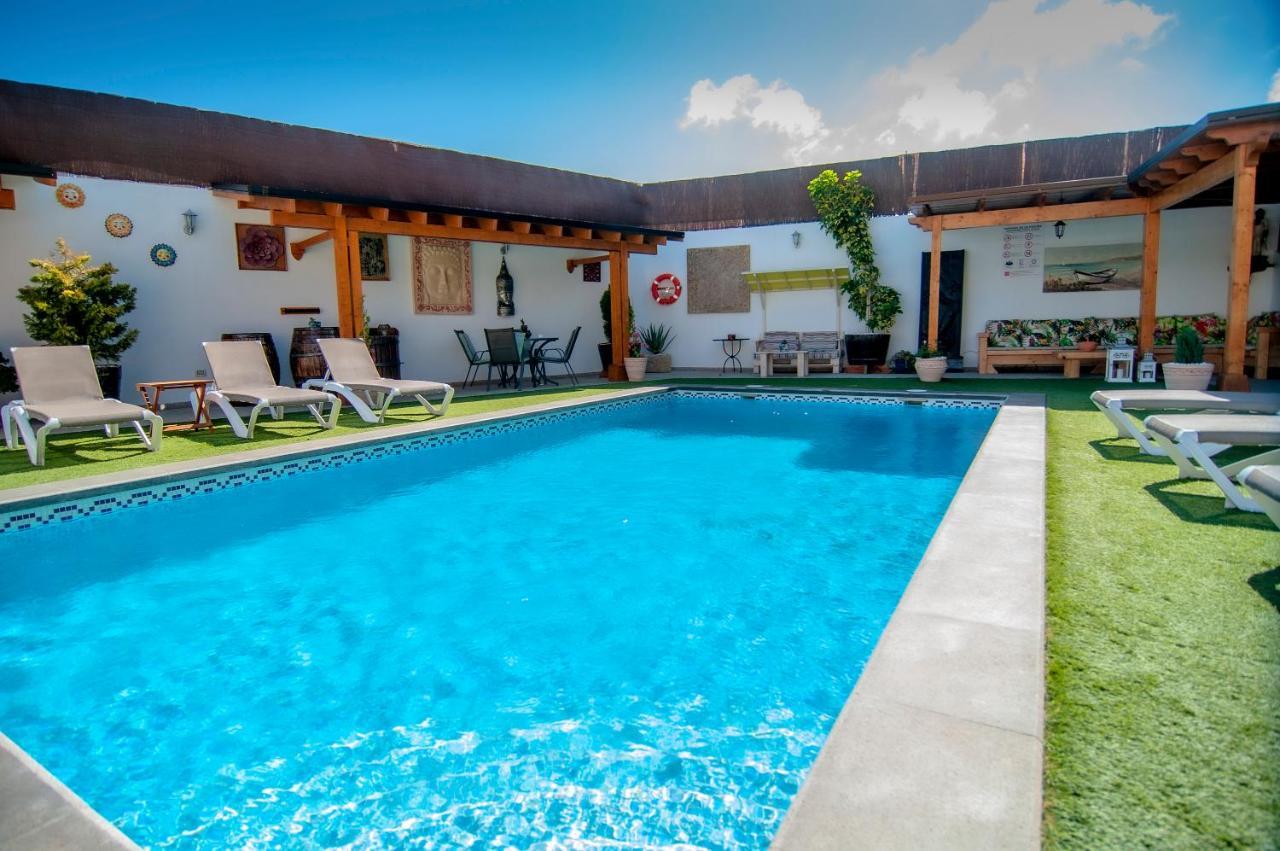 Casa Mercedes * El Río