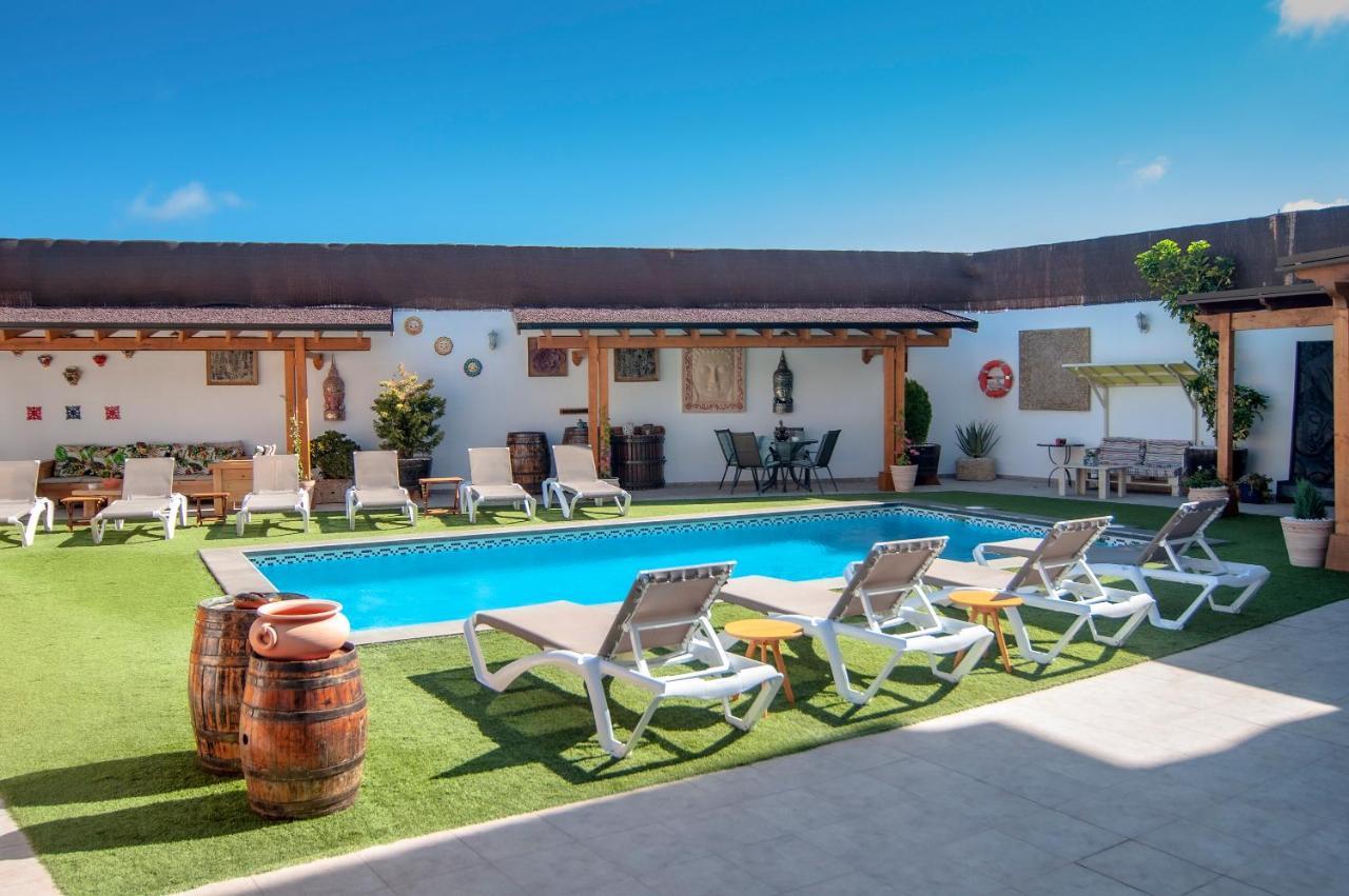Casa Mercedes * El Río