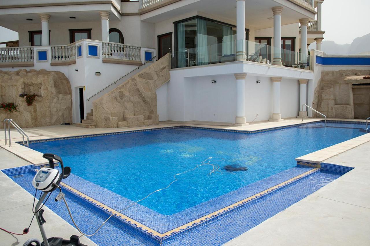 Nautilus Luxury Holiday Villa
