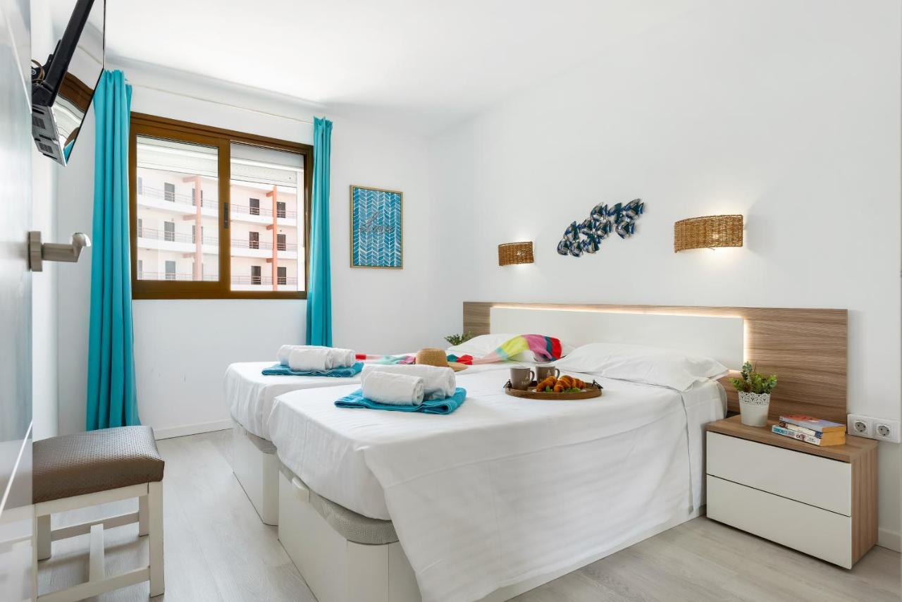 211 Cristianos First Sea Line, Swimming Pool