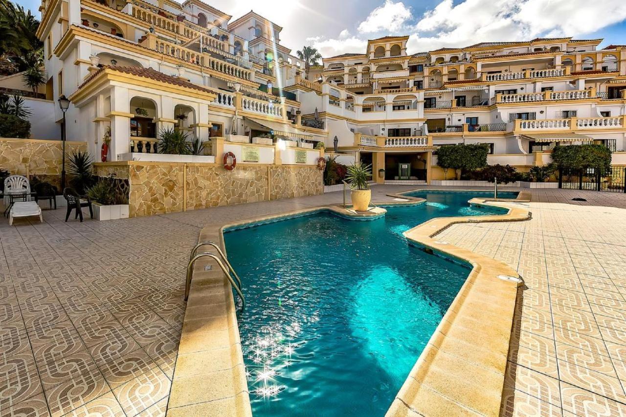 Apartamento B16 Windsor Park, Exclusive Sea View, Heated Pool Costa Adeje (Tenerife)