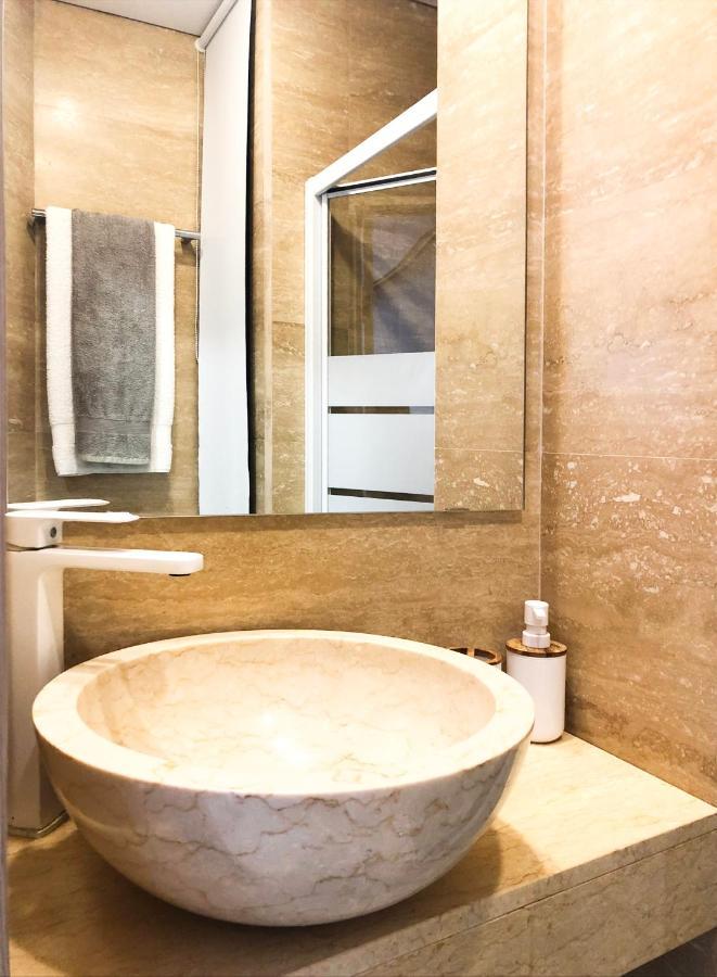 Lux&2jacuzzi. New! Golden Mile Americas, Parque Santiago 2. Pool Heated Sea Water 2 Bdr Playa de las Américas