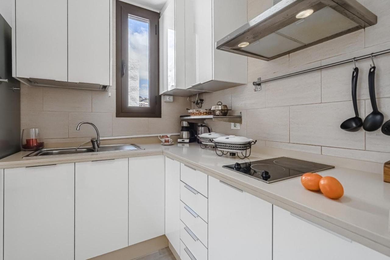 Cozy - 150 Meters From The Beach, Free Wi-fi * Playa de las Américas