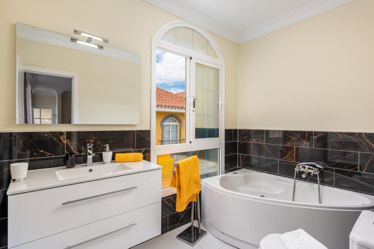 Villa Luxury Holiday Heated Pool Costa Adeje (Tenerife)